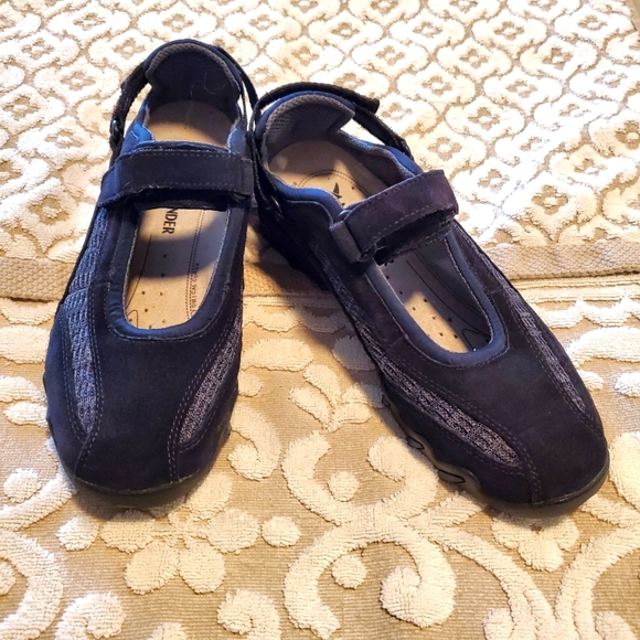 Mephisto Allrounders suede Mary Janes - Picture 1 of 9